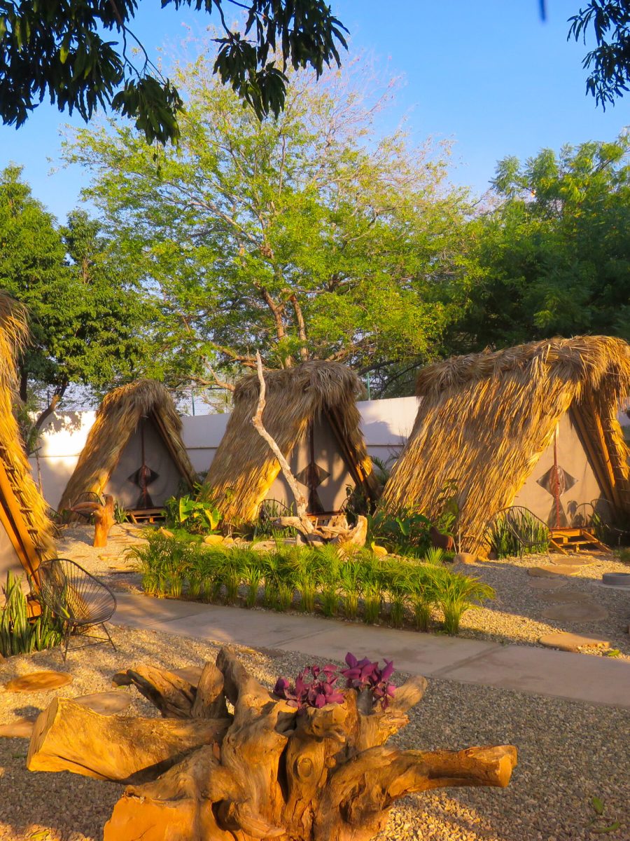 Tribu-glambing-Puerto-escondido tepees